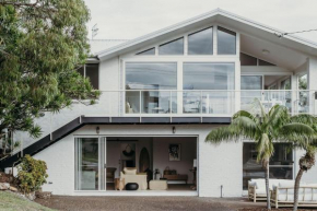 Baybreeze 18 Tomaree Road WiFi Air Conditioning Kitchenette, Shoal Bay